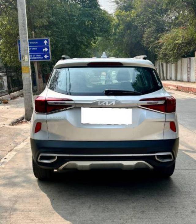 https://images10.gaadi.com/usedcar_image/4413240/original/3f271ea1b6723d90eb6eff14e1190d49.jpg?imwidth=6401