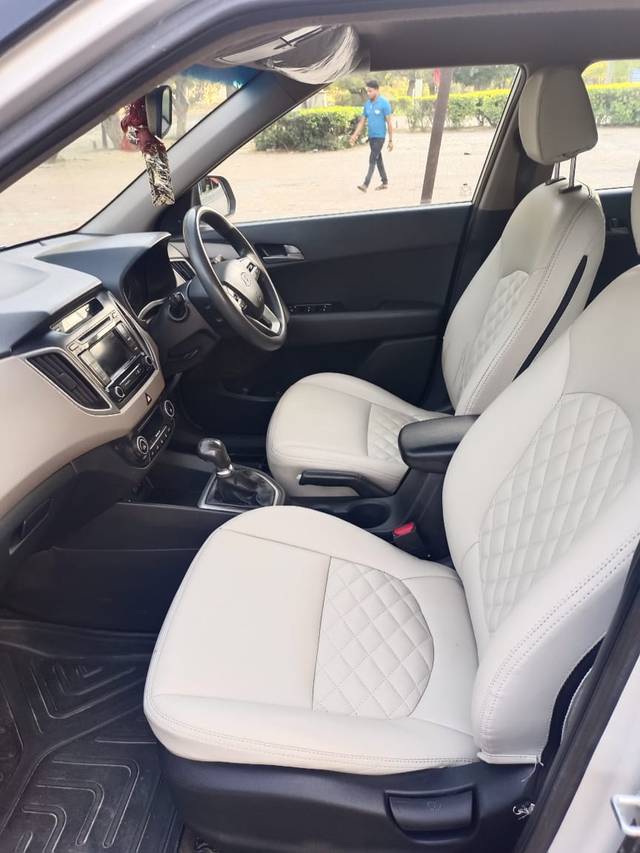 https://images10.gaadi.com/usedcar_image/4413315/original/add14da493f89a9d5b1cc1ce1da12d29.jpeg?imwidth=6401