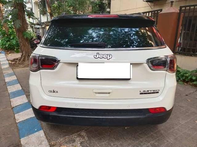 https://images10.gaadi.com/usedcar_image/4413384/original/processed_dac4b909cbe77c7a9b6ec80545b098a6.jpg?imwidth=6401