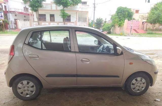 https://images10.gaadi.com/usedcar_image/4413459/original/26650e432cc48d3df2ffe0c199fb7ac4.jpeg?imwidth=6402