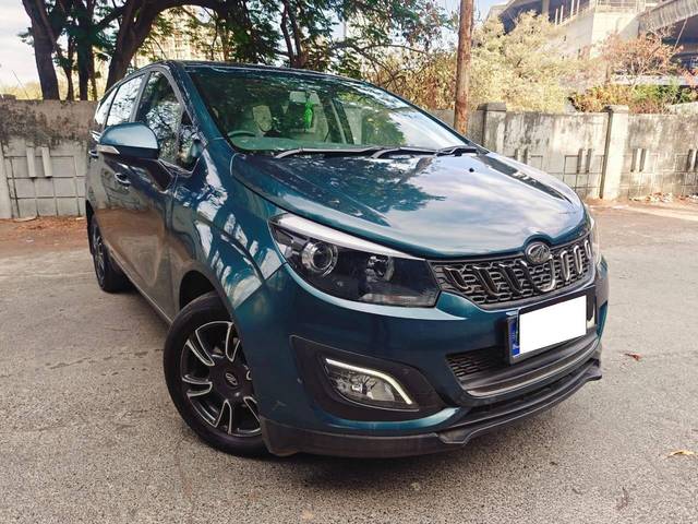 https://images10.gaadi.com/usedcar_image/4413484/original/processed_ccbda8154b809c482f7dc4677edc21cb.jpg?imwidth=6400