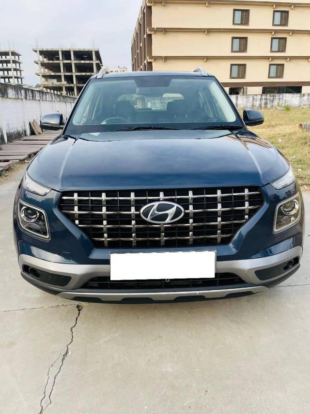 https://images10.gaadi.com/usedcar_image/4413599/original/processed_57b8934c53a3392a73ea04027792ef3e.jpg?imwidth=6400