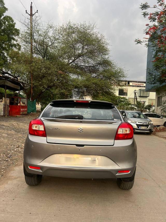 https://images10.gaadi.com/usedcar_image/4413602/original/processed_38650a45fb462004e12ba19102f59984.jpg?imwidth=6402