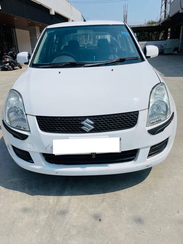 https://images10.gaadi.com/usedcar_image/4413604/original/processed_c0fae44038a272eba4c1a320f28c594c.jpg?imwidth=6400