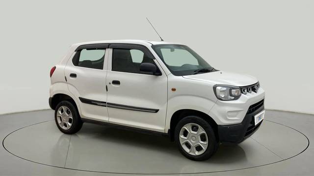 https://images10.gaadi.com/usedcar_image/4413662/original/f6ceb3c73593bf61b97766e946796e7f.jpg?imwidth=6400