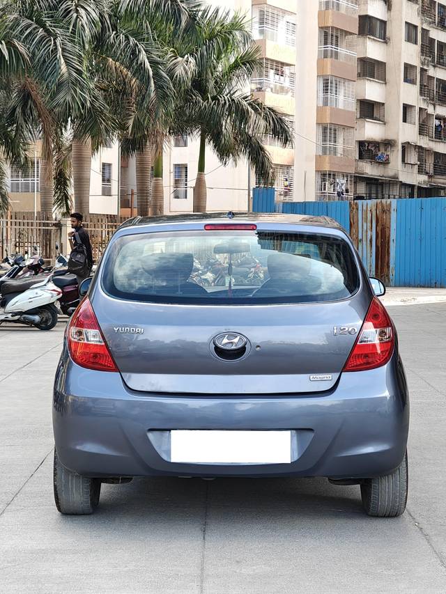 https://images10.gaadi.com/usedcar_image/4413800/original/processed_49f3d35fedc49964683d751c68ab4870.jpg?imwidth=6401