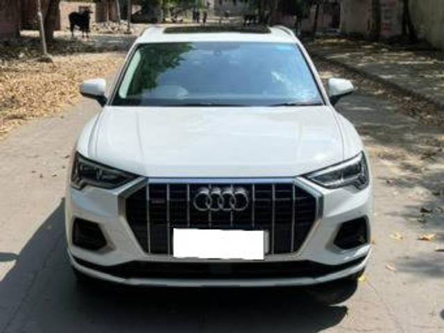 https://images10.gaadi.com/usedcar_image/4413854/original/processed_dec5b22deaf6a7ea071daf575b18e574.jpg?imwidth=6402