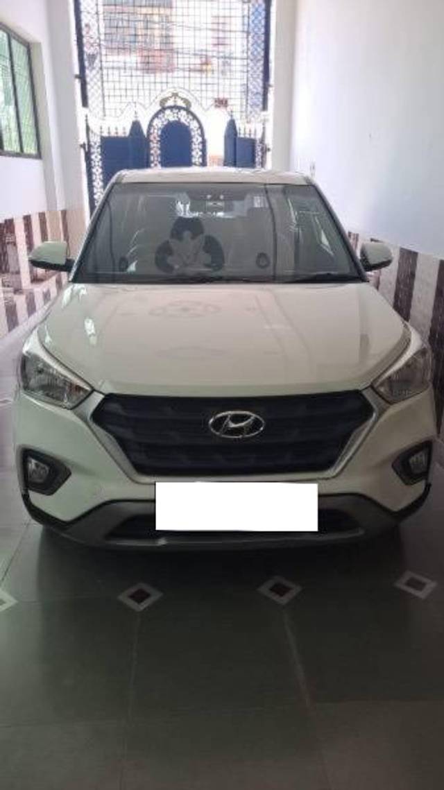 https://images10.gaadi.com/usedcar_image/4413990/original/processed_c5c20e79-cd10-44c5-939a-47222490803c.jpeg?imwidth=6400