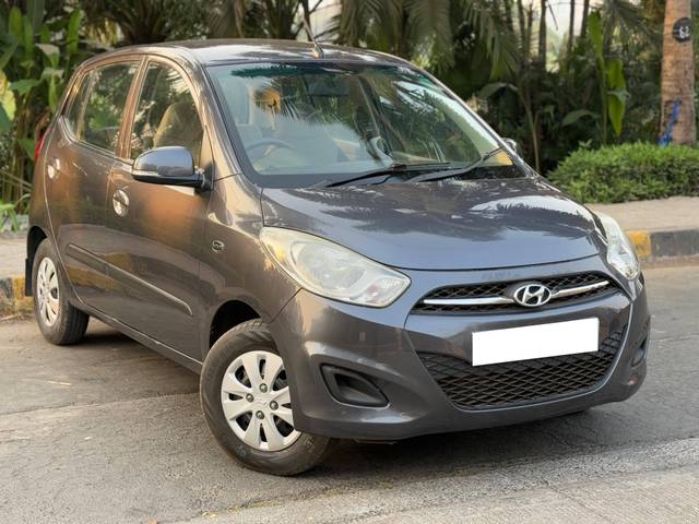 https://images10.gaadi.com/usedcar_image/4414111/original/processed_9fe8c4a12b37bcd0d8c23b48e40a36c6.jpg?imwidth=6400