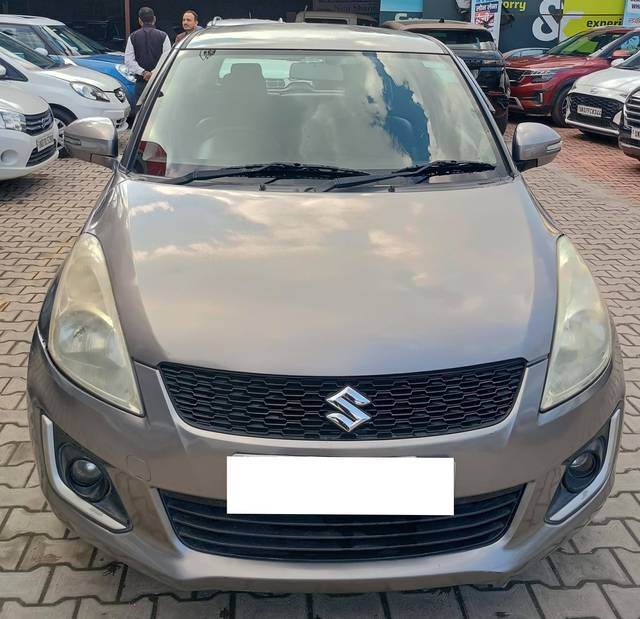 https://images10.gaadi.com/usedcar_image/4414112/original/processed_7e7ccb13497eb019c0104d991bac40e9.jpg?imwidth=6402