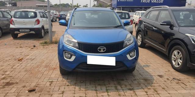 https://images10.gaadi.com/usedcar_image/4414129/original/processed_7a6e913853f9996947b5e9730bf5607b.jpg?imwidth=6400