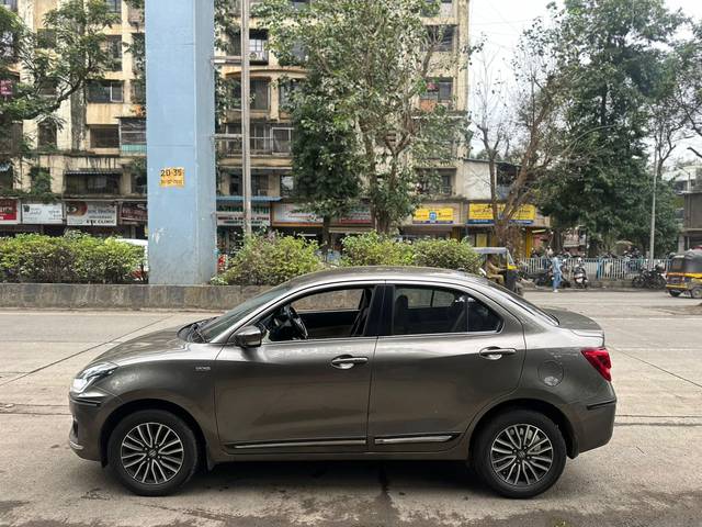 https://images10.gaadi.com/usedcar_image/4414172/original/0f152949342d5198c371c43435710251.jpg?imwidth=6402