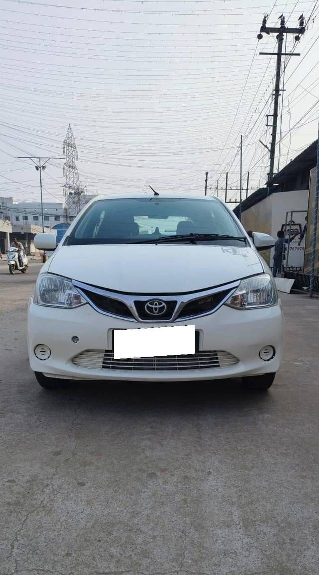 https://images10.gaadi.com/usedcar_image/4414262/original/processed_39e83cdb764e6753dd0e982ea3919521.jpg?imwidth=6400