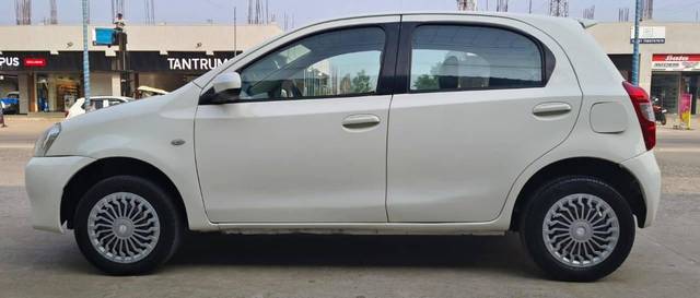 https://images10.gaadi.com/usedcar_image/4414262/original/processed_9876464a52dafc33db2495f4dde64707.jpg?imwidth=6402