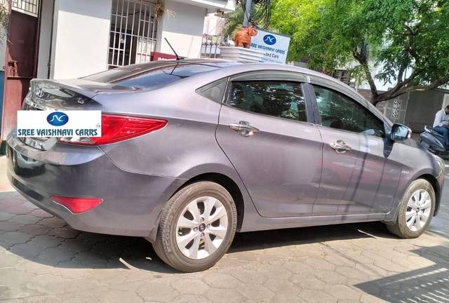 https://images10.gaadi.com/usedcar_image/4414275/original/processed_d6c3262e991f2eb854d1f76fb123594f.jpeg?imwidth=6401