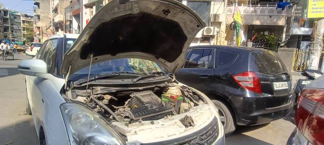 https://images10.gaadi.com/usedcar_image/4414302/original/5b4d458857028f9c046c92fa26883cb9.jpg?imwidth=6400