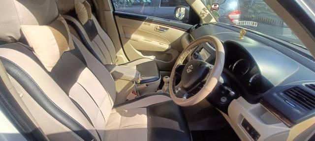 https://images10.gaadi.com/usedcar_image/4414302/original/c09e1a8f8399fabb6fd535c18d546be9.jpg?imwidth=6401