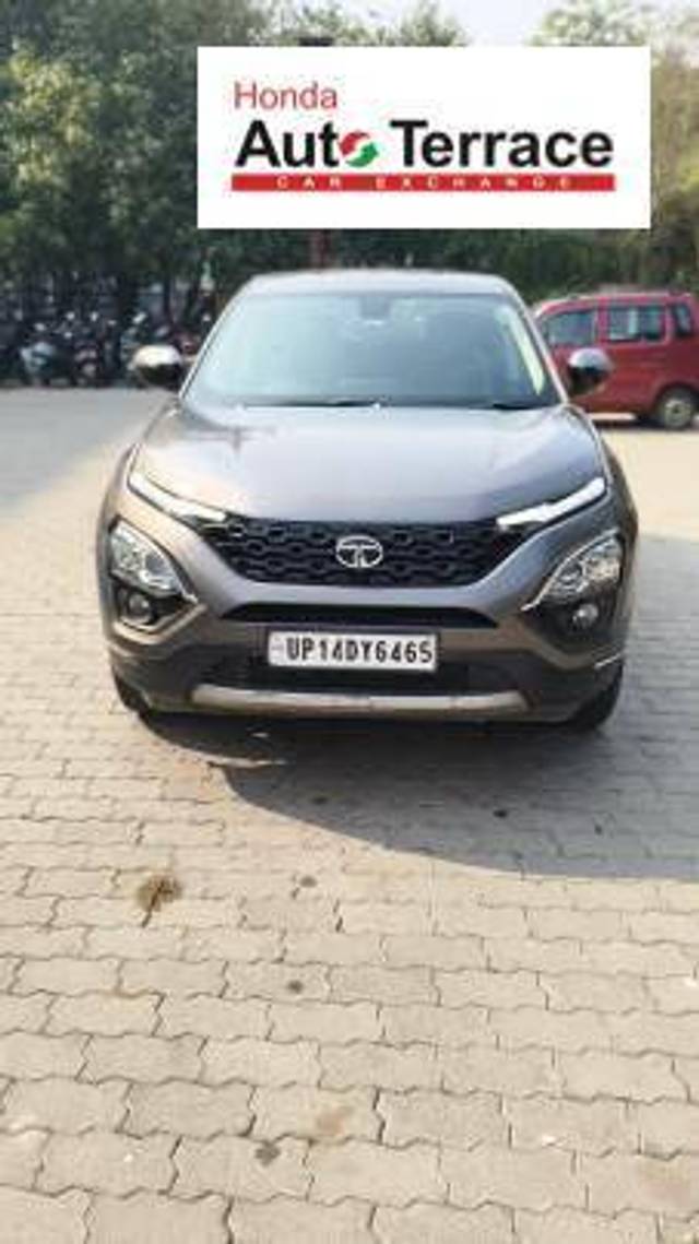 https://images10.gaadi.com/usedcar_image/4414356/original/1d425e6cabd7a8cb98edf27fa446ebc9.jpeg?imwidth=6400