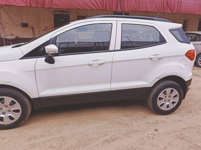 https://images10.gaadi.com/usedcar_image/4414374/original/processed_0daea5a5-9495-49d7-bc77-f787c0e055a3.jpg?imwidth=6402