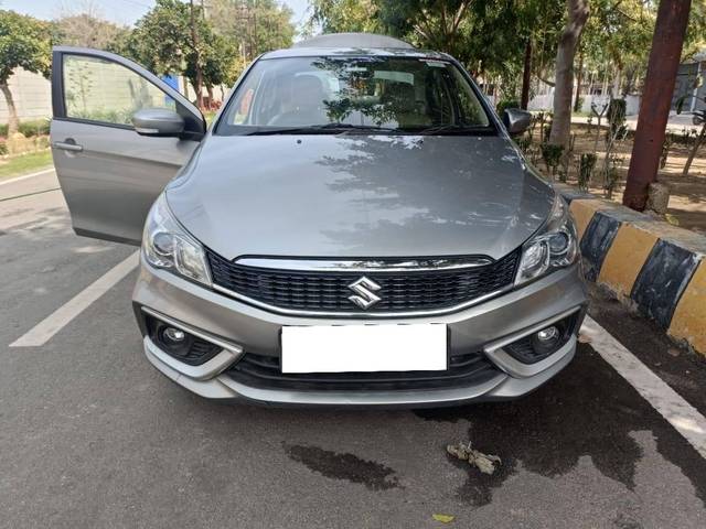 https://images10.gaadi.com/usedcar_image/4414460/original/processed_8e654451-b0c0-4e53-9fdb-55acc8f59c73.jpg?imwidth=6400