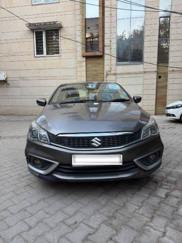 https://images10.gaadi.com/usedcar_image/4414486/original/92bff1e4b6b8b12541c4950418321c71.jpeg?imwidth=6400