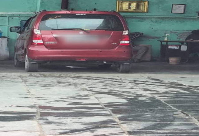 https://images10.gaadi.com/usedcar_image/4414500/original/bac99db4009265142703ebc3a0e02930.jpg?imwidth=6401