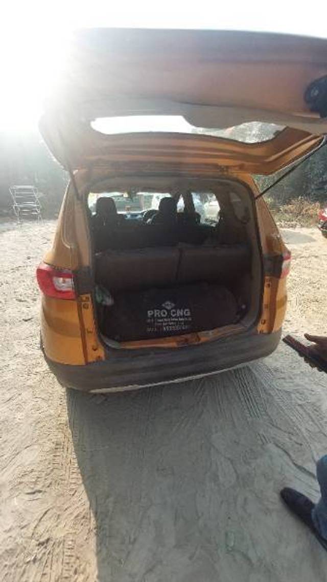 https://images10.gaadi.com/usedcar_image/4414538/original/ac71e353a75a7b11adf77a211a9f79fa.jpg?imwidth=6402