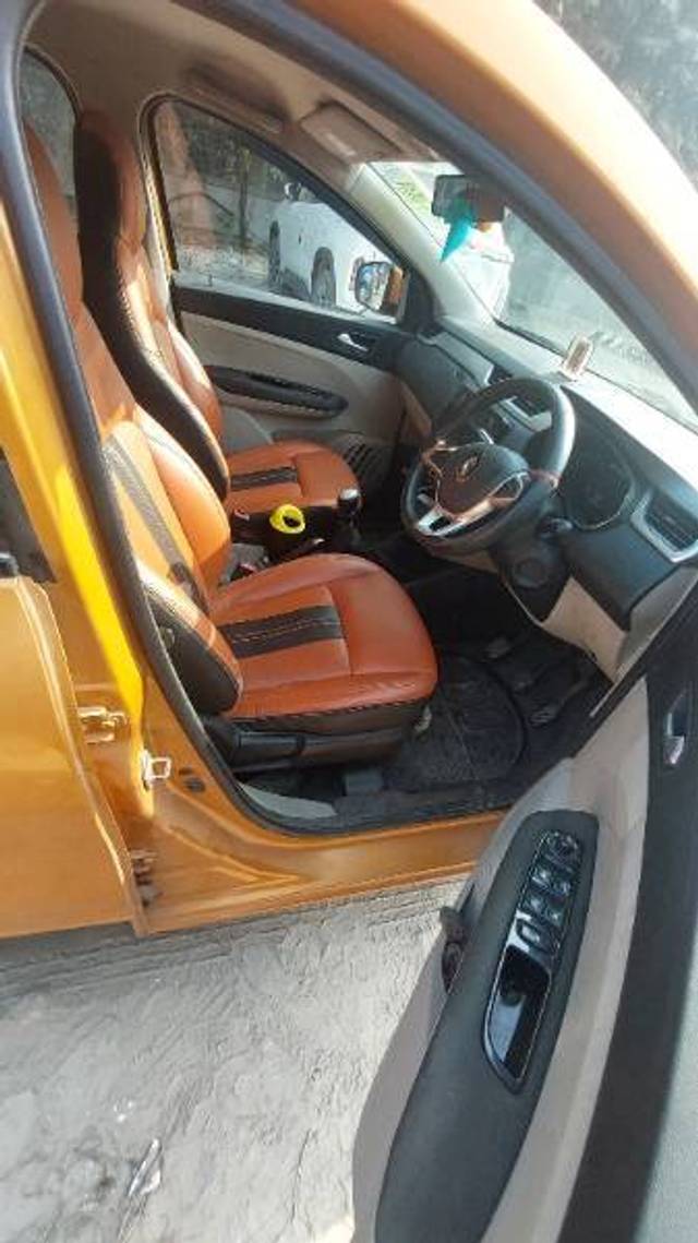 https://images10.gaadi.com/usedcar_image/4414538/original/c8ac07f08c953000e51521a830e9f965.jpg?imwidth=6400
