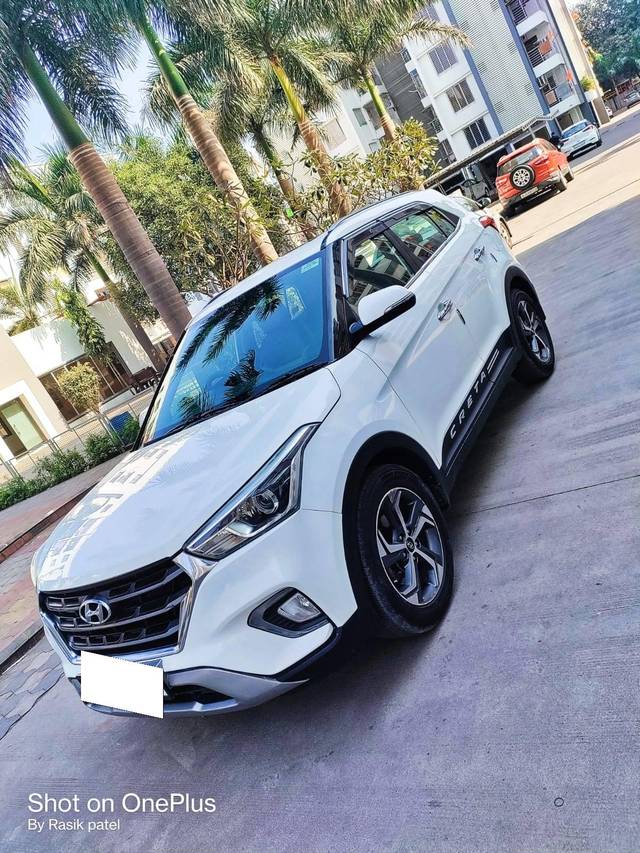 https://images10.gaadi.com/usedcar_image/4414691/original/processed_7be0c8e54df8624c39b3cc2b6dfbc719.jpg?imwidth=6401