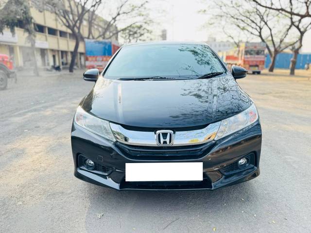 https://images10.gaadi.com/usedcar_image/4414716/original/processed_59b50b11-e615-4dcf-a2ec-aa27ea8db8fb.jpg?imwidth=6400