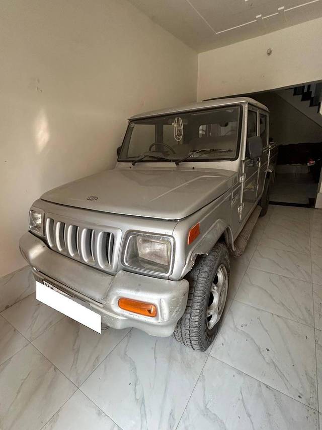 https://images10.gaadi.com/usedcar_image/4414921/original/processed_bad1314e49baf44b24c3fa6d4166380a.jpg?imwidth=6400