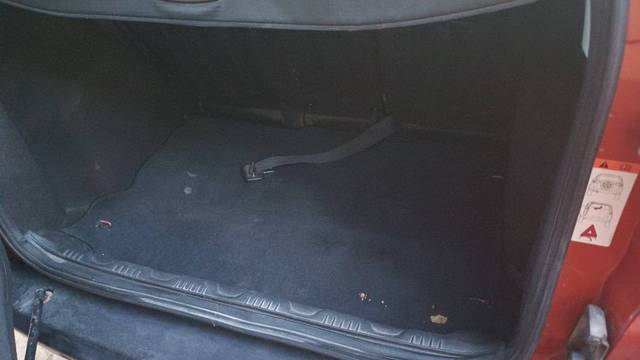https://images10.gaadi.com/usedcar_image/4414935/original/77d42da16012edfa4a17e79b01494747.jpeg?imwidth=6402