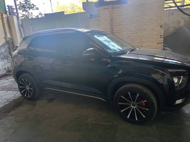 https://images10.gaadi.com/usedcar_image/4415129/original/653fe44f58e29dcfa628c7a3db7994e3.jpeg?imwidth=6401