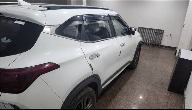 https://images10.gaadi.com/usedcar_image/4415224/original/3856d13f386ed00925ced639ce5954ca.jpg?imwidth=6402