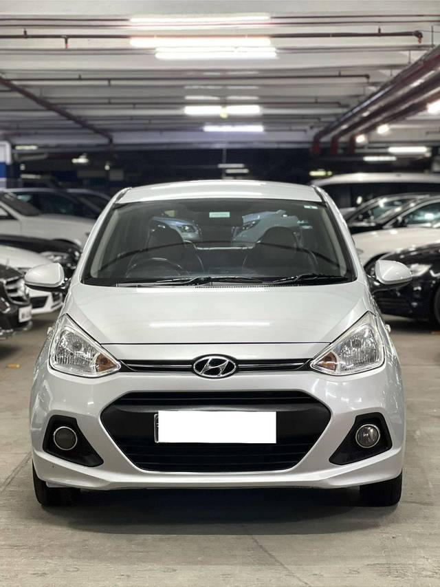 https://images10.gaadi.com/usedcar_image/4415229/original/processed_9d48832e3d2e82b2231063634d61623e.jpg?imwidth=6402