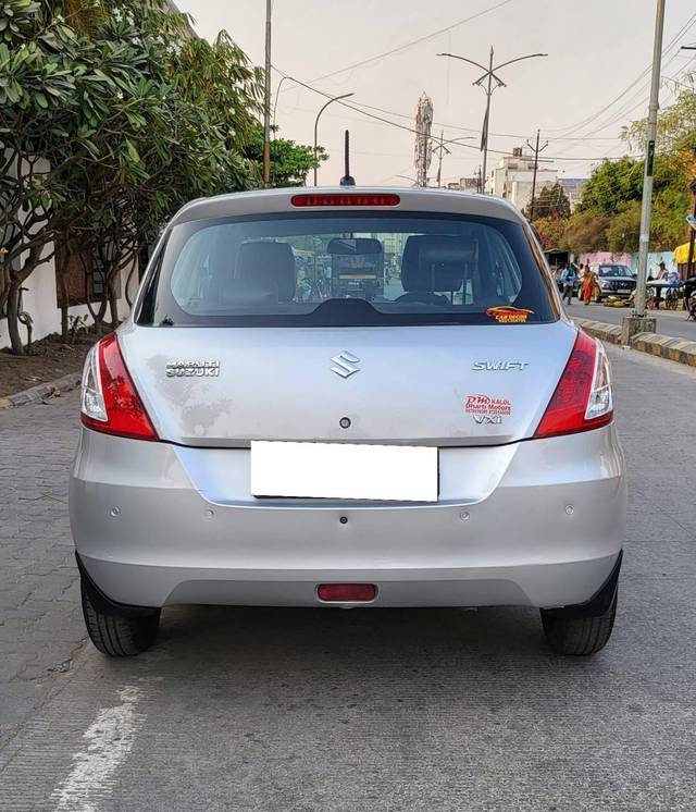 https://images10.gaadi.com/usedcar_image/4415291/original/processed_e6c6dcb50cc9456288eb7ec8087badde.jpg?imwidth=6402