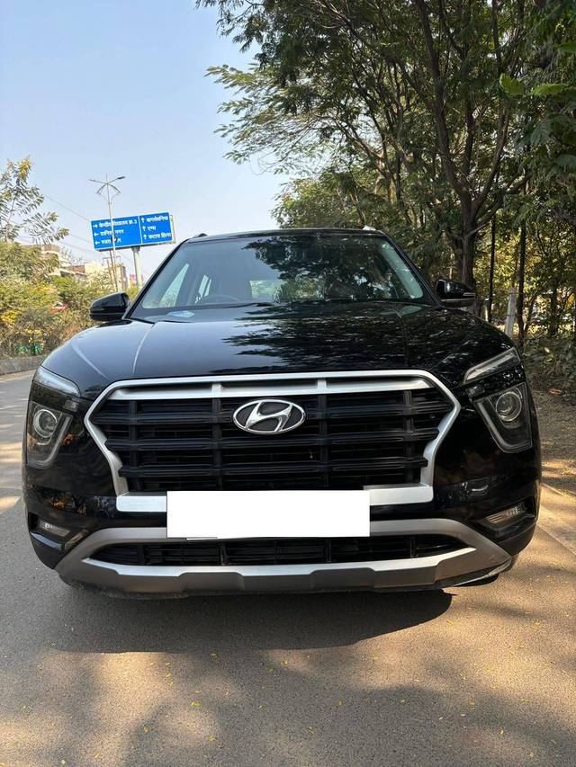 https://images10.gaadi.com/usedcar_image/4415295/original/processed_9d0b031037959dbdafb99ed2955dbba6.jpg?imwidth=6402