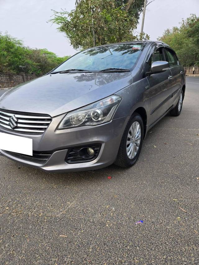 https://images10.gaadi.com/usedcar_image/4415329/original/processed_94dca2dd53195402191c0ccedf6398c7.jpeg?imwidth=6402