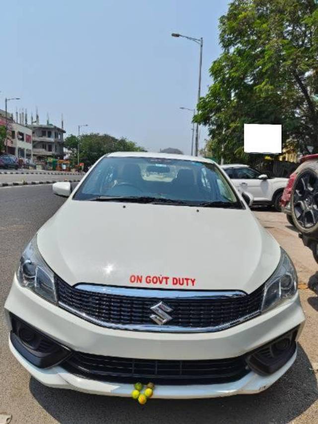 https://images10.gaadi.com/usedcar_image/4415550/original/processed_c7ec3554-1b3f-418d-9897-9fe359ab4800.jpg?imwidth=6400