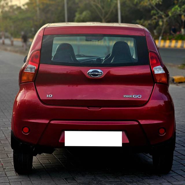 https://images10.gaadi.com/usedcar_image/4415560/original/processed_4c69133e8fdebc186ce47508d365801b.jpg?imwidth=6401