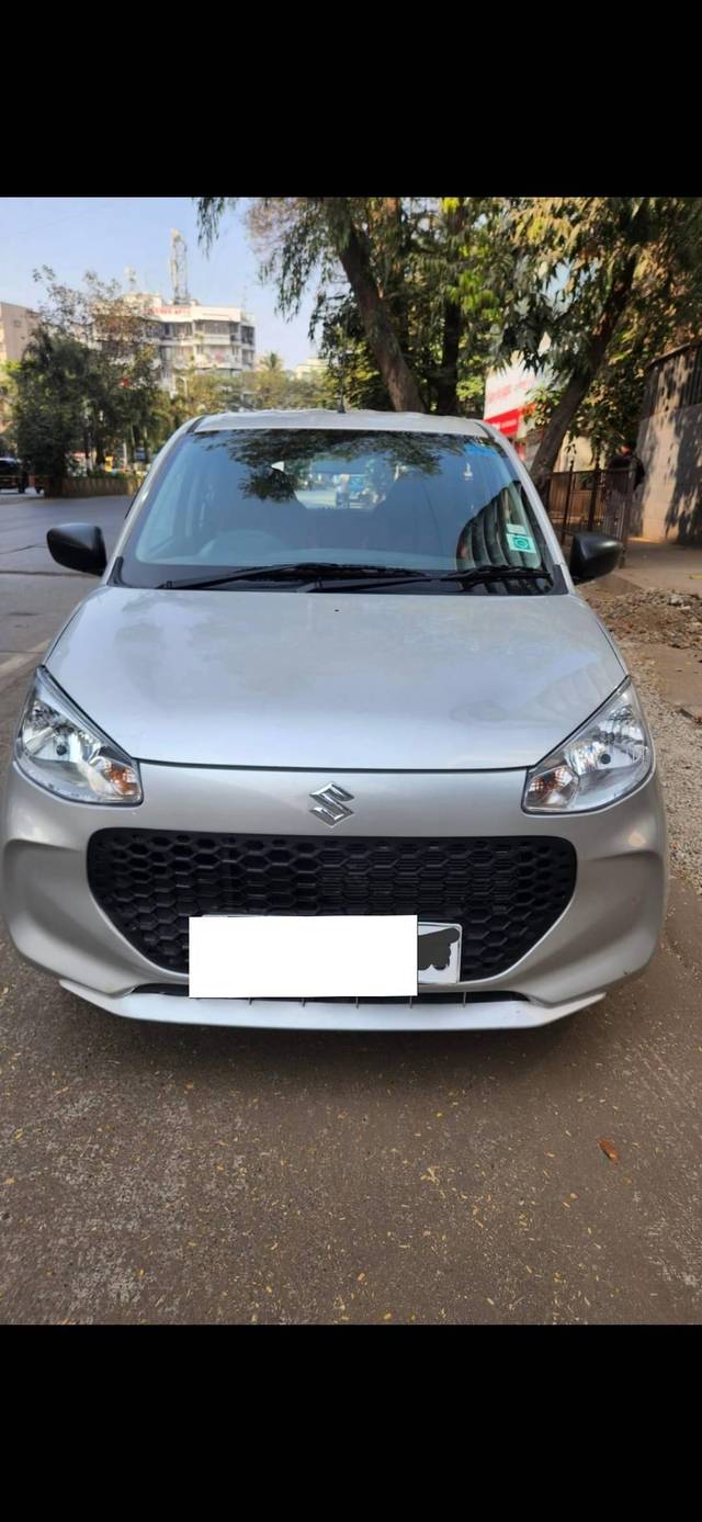 https://images10.gaadi.com/usedcar_image/4415610/original/processed_32802ec15238e0cb5a2093b8933935bf.jpg?imwidth=6402