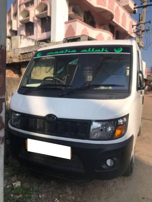 https://images10.gaadi.com/usedcar_image/4415670/original/processed_350fc9b0-db62-4995-a710-069006bc69e9.jpg?imwidth=6400