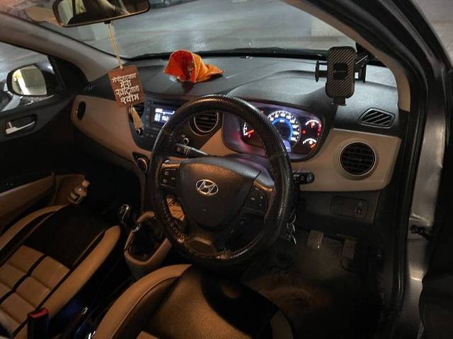 https://images10.gaadi.com/usedcar_image/4415747/original/f6ecd39b267823c09f6147e9e012a64c.jpeg?imwidth=6402