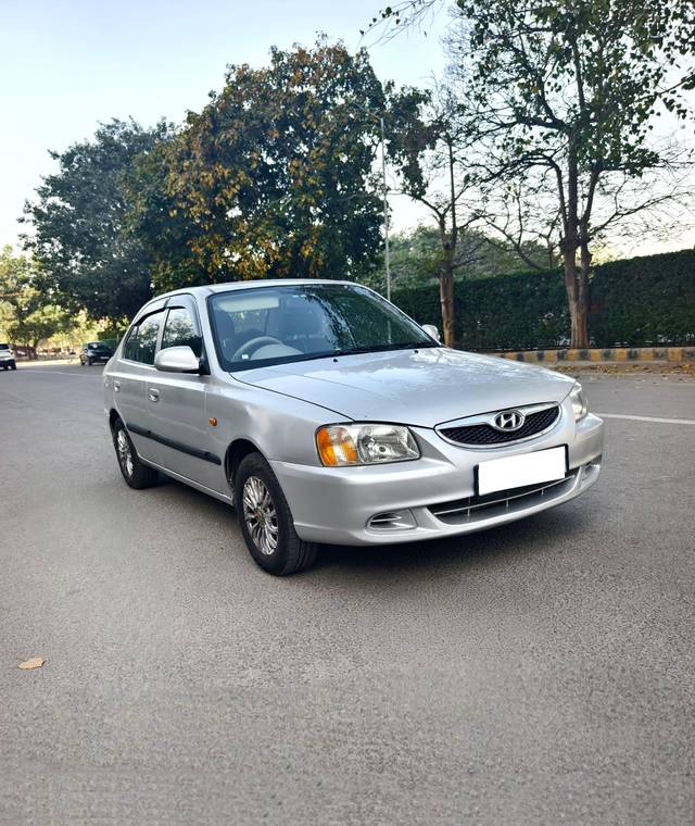 https://images10.gaadi.com/usedcar_image/4415814/original/processed_eb0f0390540f02bb2610d9df2850f4a9.jpg?imwidth=6400