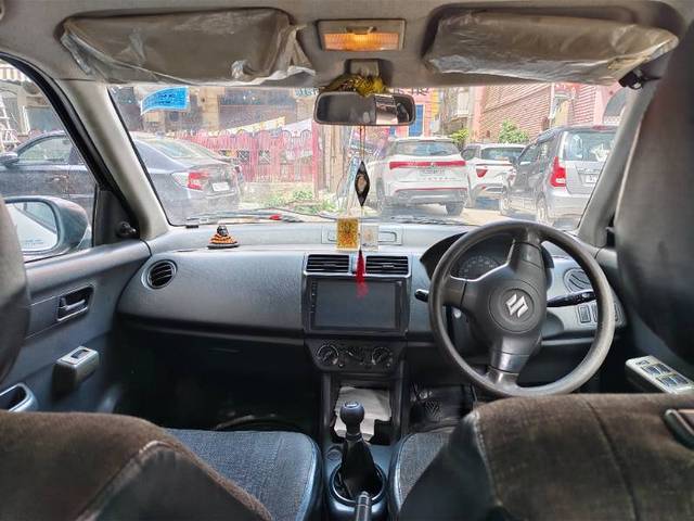 https://images10.gaadi.com/usedcar_image/4415857/original/af7faa03322441f0d6005fa373875d19.jpg?imwidth=6400