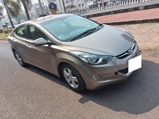 https://images10.gaadi.com/usedcar_image/4415921/original/processed_013b823451ce6fcb41e29f0099873de3.jpg?imwidth=6400