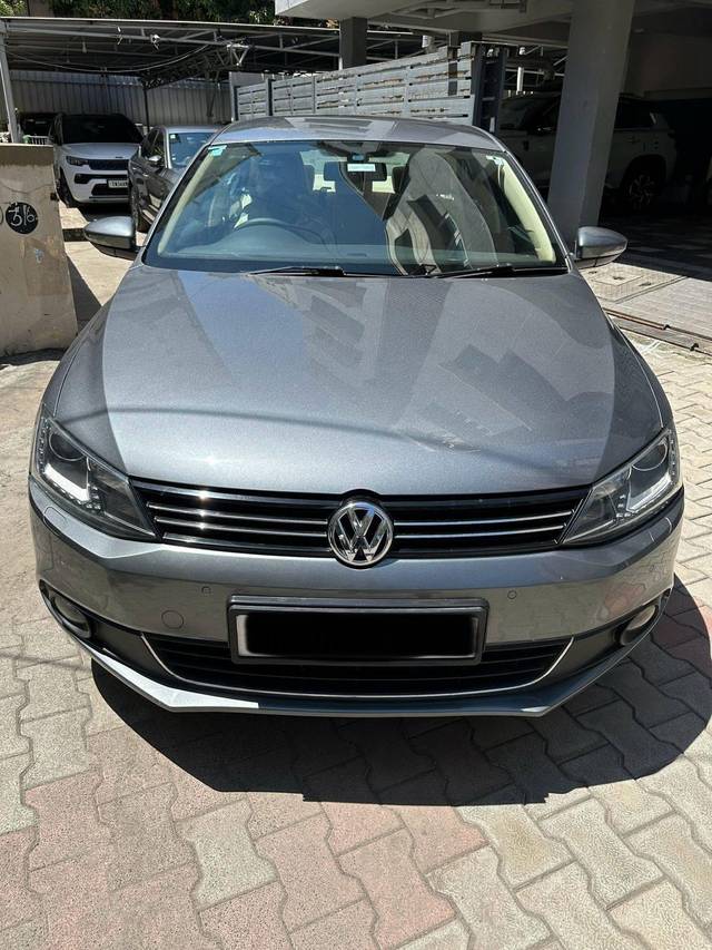 https://images10.gaadi.com/usedcar_image/4415925/original/processed_012b58c64fc5d163a91f29170809e1f0.jpg?imwidth=6401