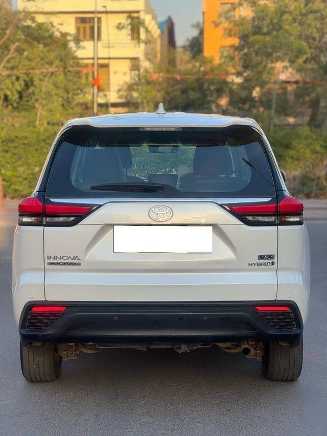 https://images10.gaadi.com/usedcar_image/4415930/original/processed_921b18378dfcef990b177198768caf61.jpg?imwidth=6402