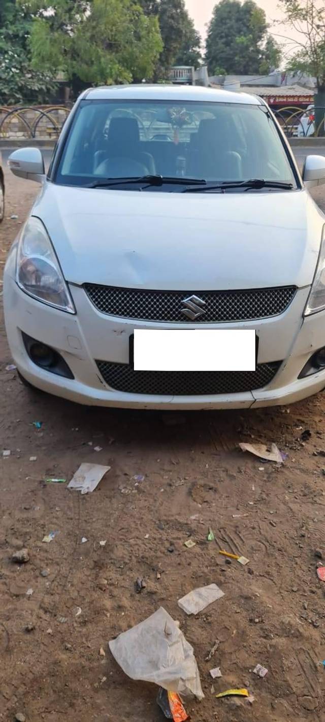 https://images10.gaadi.com/usedcar_image/4416038/original/processed_42895a61640d0cc543ac6f49b6818980.jpg?imwidth=6402