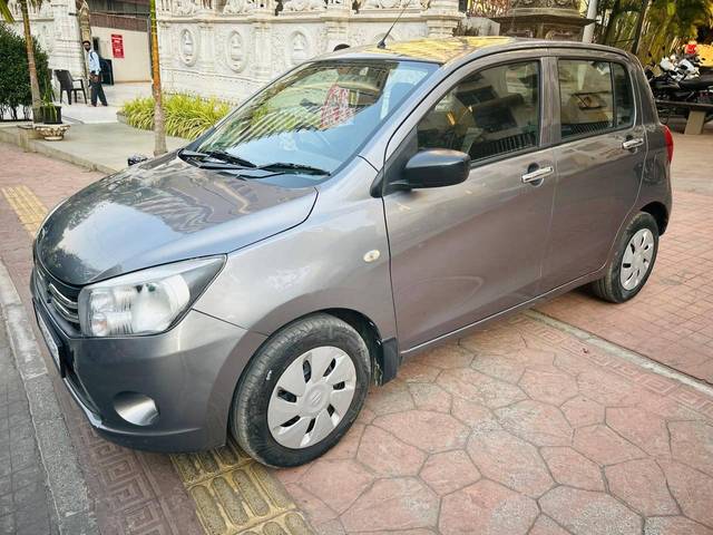 https://images10.gaadi.com/usedcar_image/4416097/original/processed_cd46736efd4f29038e9d4bdafc644e75.jpg?imwidth=6400